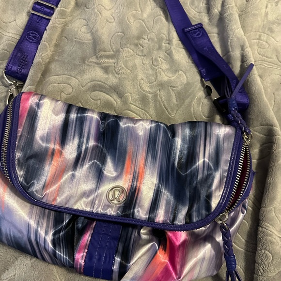 lululemon athletica Good Fortune Purple and Pink Women's Bag - Picture 7 of 12
